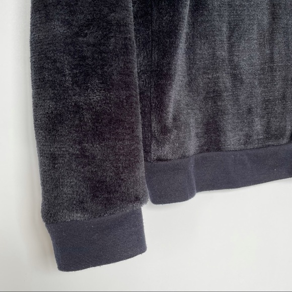 Disney Mickey Minnie World Famous Sweatshirt Med - Picture 4 of 6